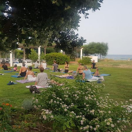 Hotel Mare Pineta Santa Margherita di Pula Bagian luar foto