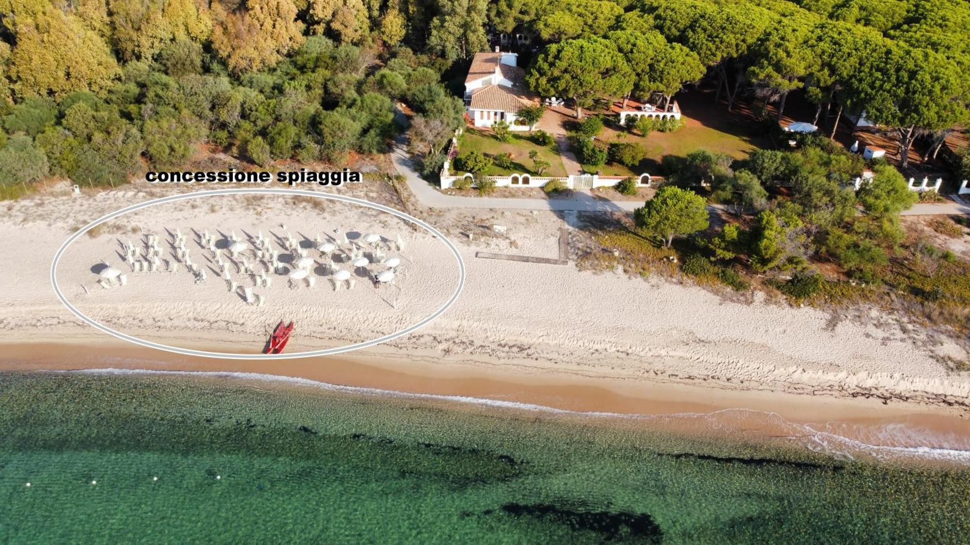 Hotel Mare Pineta Santa Margherita di Pula Bagian luar foto