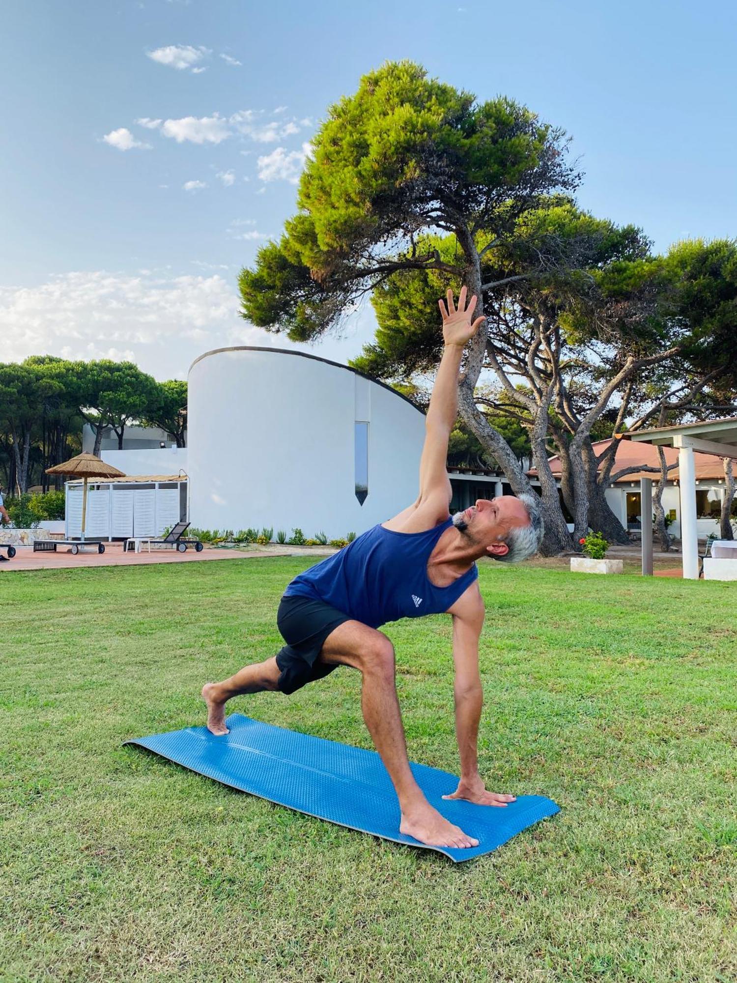 Hotel Mare Pineta Santa Margherita di Pula Bagian luar foto