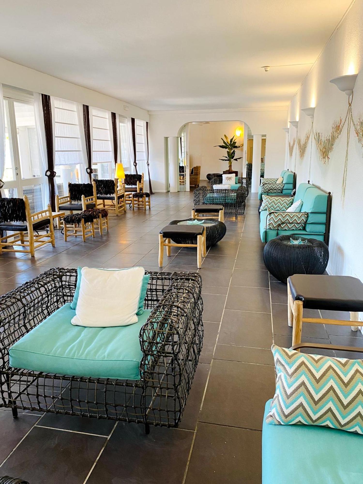 Hotel Mare Pineta Santa Margherita di Pula Bagian luar foto